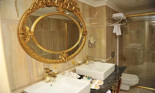 هتل اینتوریست پالاس اند اسپا باتومی